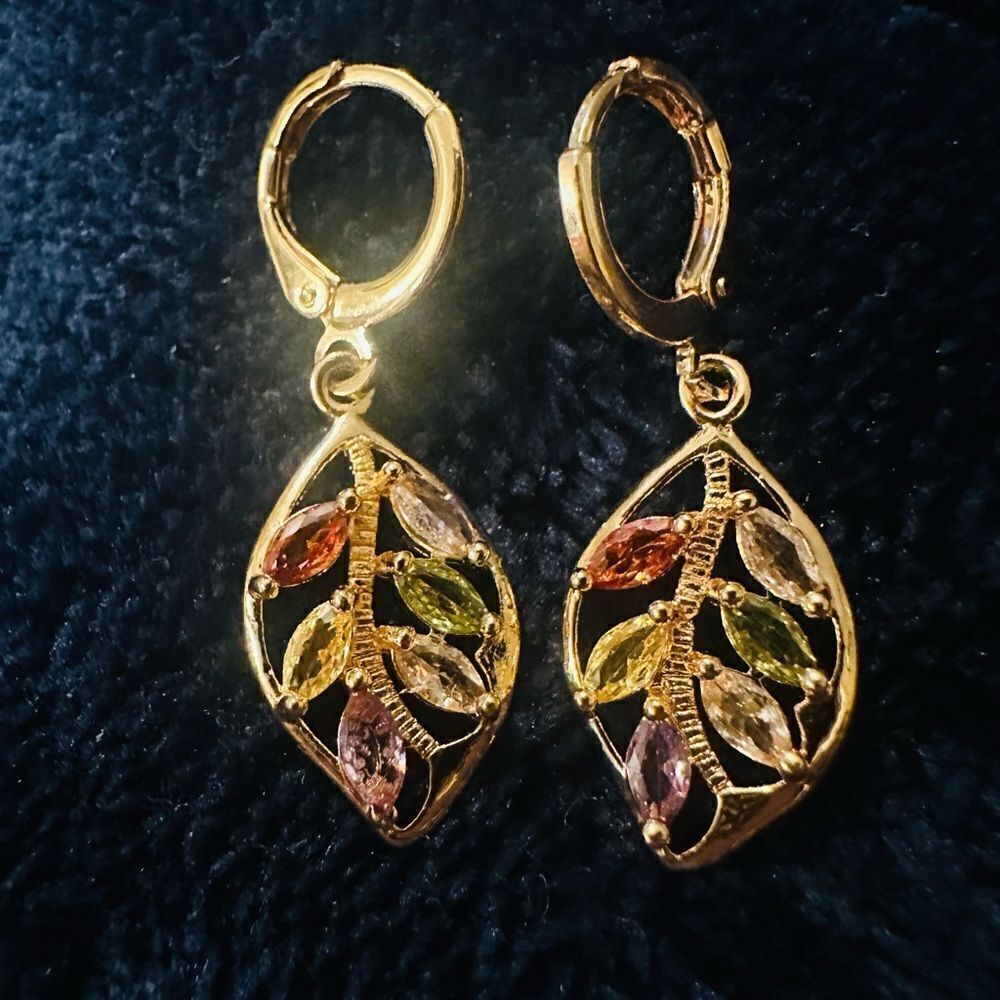 Vintage Style Golden Leaf Earrings with Multiple Colored Stones Grandmac